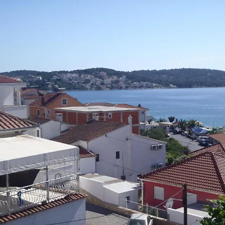 Apartment Atomic - 100M From Beach