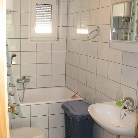 شقة Apartment Atomic - 100M From Beach *